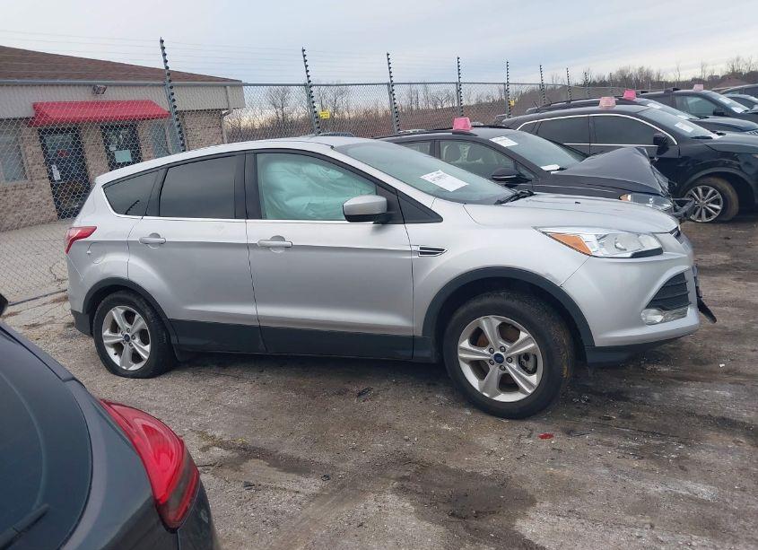 Photo 14 of 2015 Ford Escape SE (VIN 1FMCU9G96FUB18366)