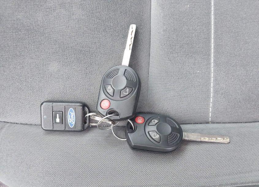 Photo 11 of 2015 Ford Escape SE (VIN 1FMCU9G96FUB54509)