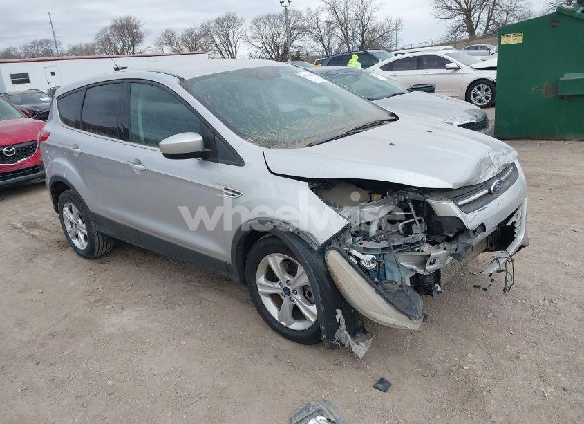 2015 Ford Escape SE (VIN 1FMCU9G96FUB73934) main photo