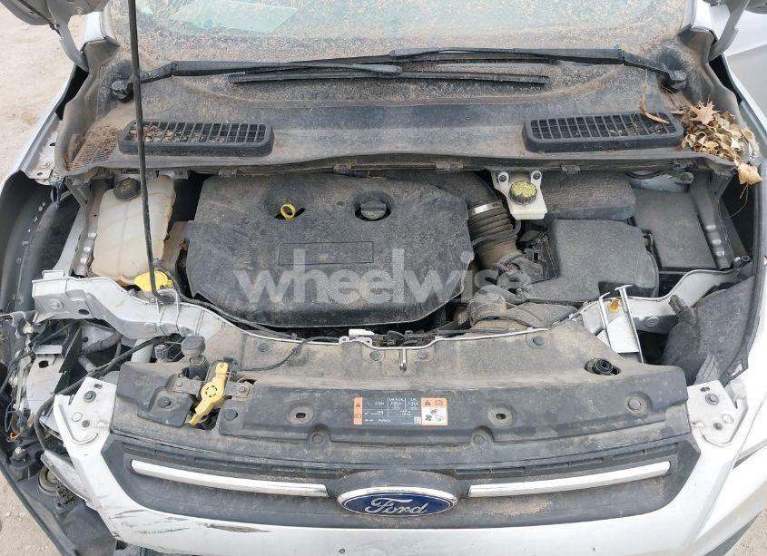Photo 10 of 2015 Ford Escape SE (VIN 1FMCU9G96FUB73934)