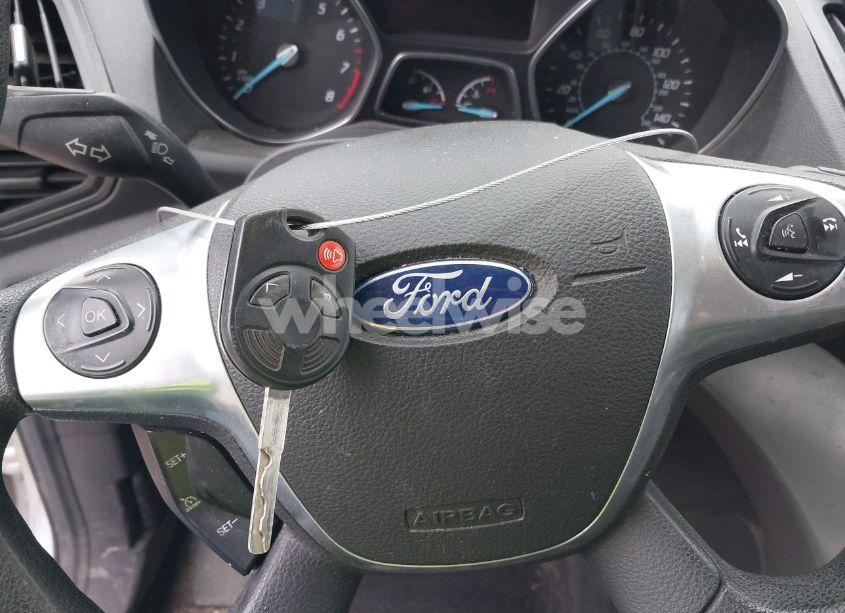 Photo 11 of 2015 Ford Escape SE (VIN 1FMCU9G96FUB73934)
