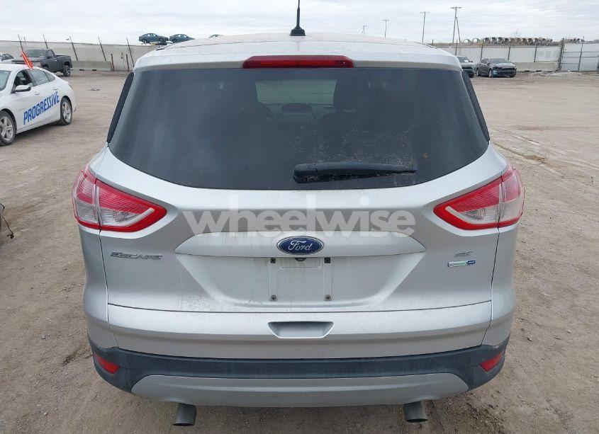 Photo 16 of 2015 Ford Escape SE (VIN 1FMCU9G96FUB73934)