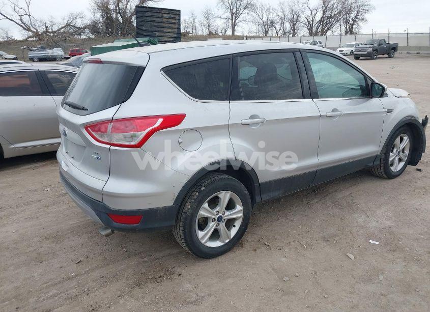 Photo 4 of 2015 Ford Escape SE (VIN 1FMCU9G96FUB73934)