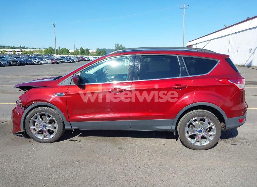 Photo 15 of 2015 Ford Escape SE (VIN 1FMCU9G96FUC47871)