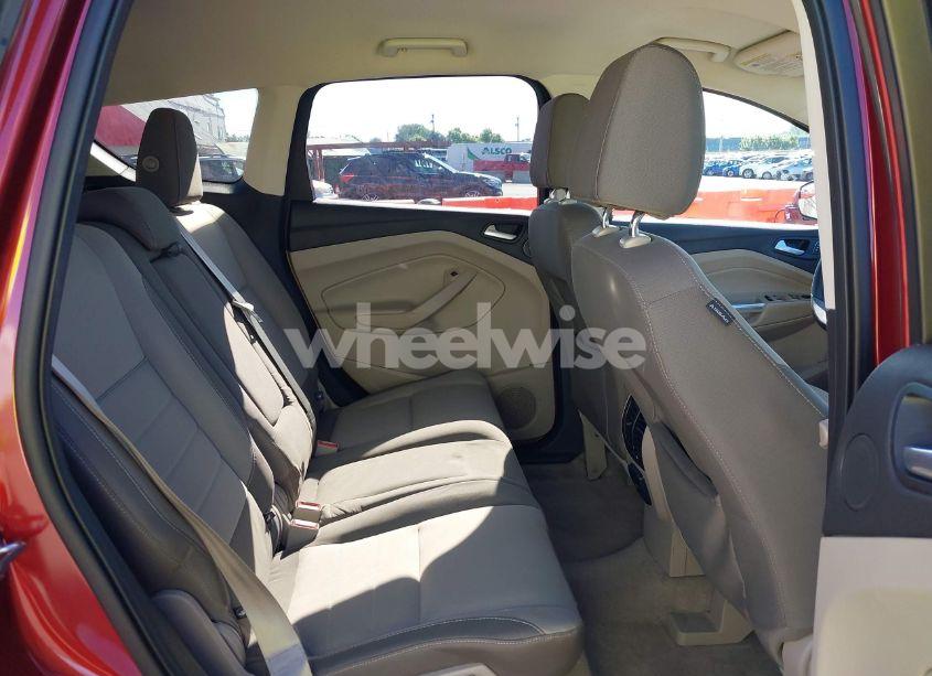 Photo 8 of 2015 Ford Escape SE (VIN 1FMCU9G96FUC47871)