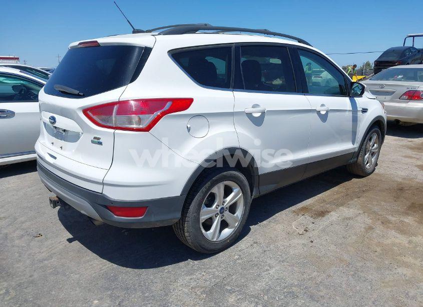 Photo 4 of 2015 Ford Escape SE (VIN 1FMCU9G96FUC64010)