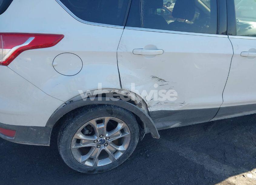 Photo 6 of 2016 Ford Escape SE (VIN 1FMCU9G96GUB42698)