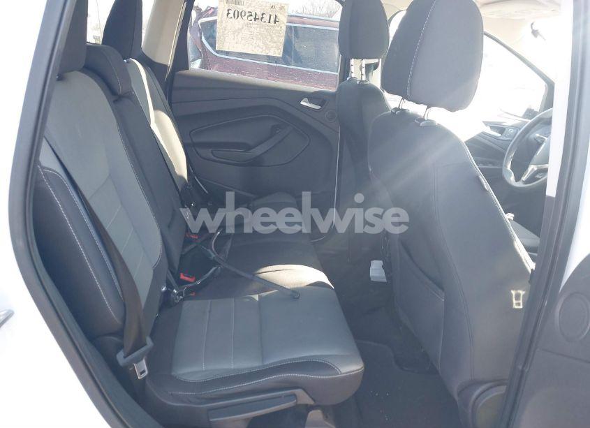 Photo 8 of 2016 Ford Escape SE (VIN 1FMCU9G96GUB42698)