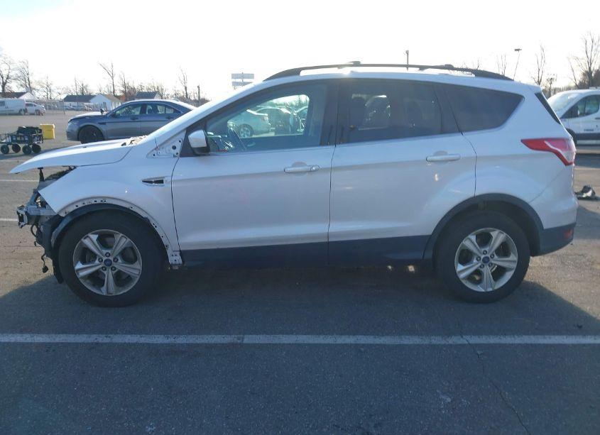 Photo 15 of 2016 Ford Escape SE (VIN 1FMCU9G96GUC32563)