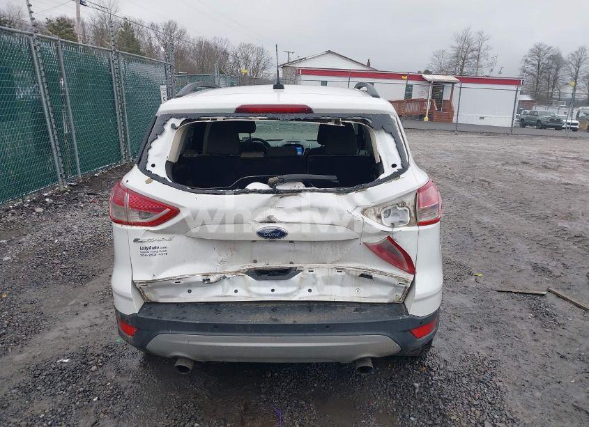 Photo 17 of 2016 Ford Escape SE (VIN 1FMCU9G96GUC83092)