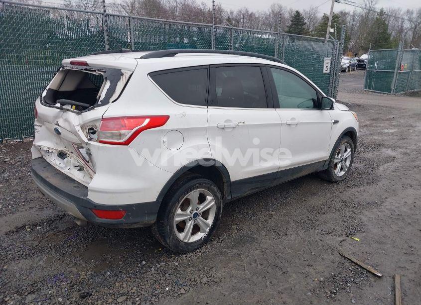 Photo 4 of 2016 Ford Escape SE (VIN 1FMCU9G96GUC83092)