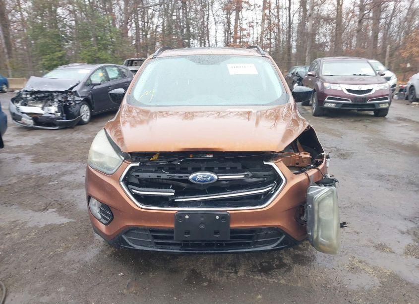 Photo 12 of 2017 Ford Escape SE (VIN 1FMCU9G96HUA10266)