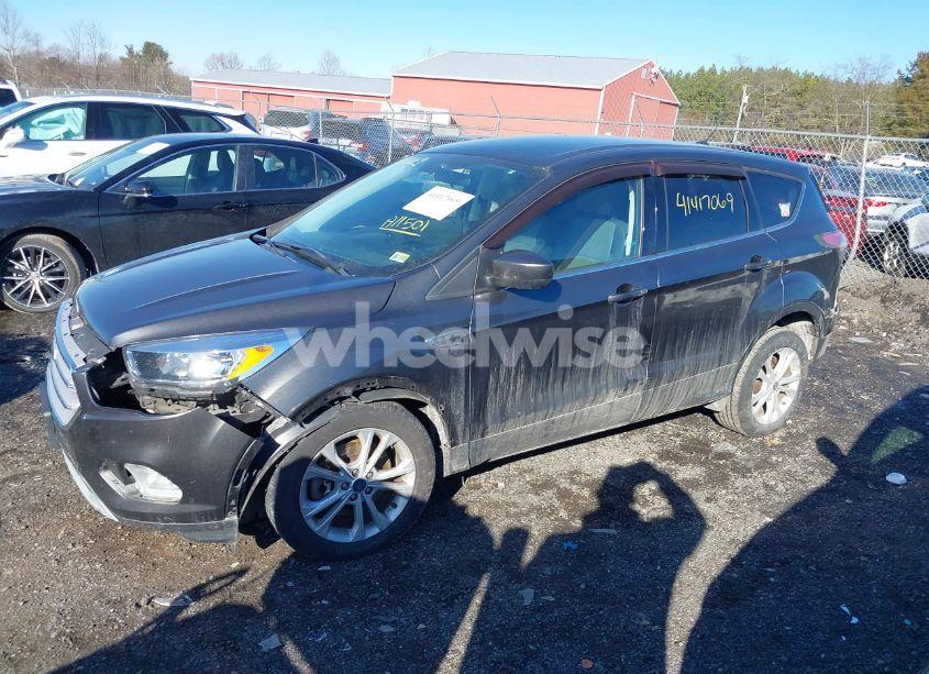 Photo 14 of 2017 Ford Escape SE (VIN 1FMCU9G96HUA11501)