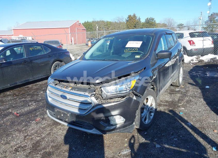 Photo 6 of 2017 Ford Escape SE (VIN 1FMCU9G96HUA11501)