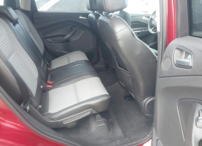 Photo 8 of 2017 Ford Escape SE (VIN 1FMCU9G96HUB60538)