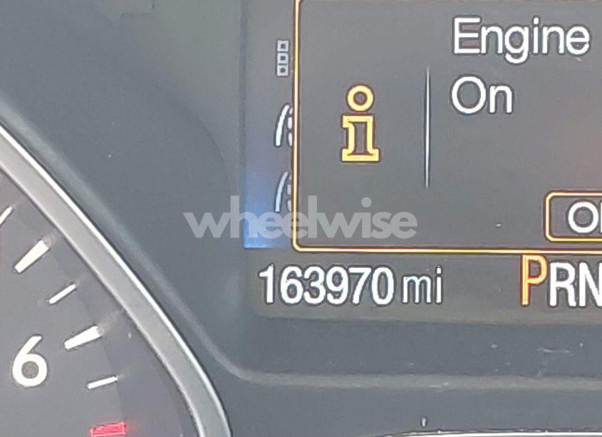 Photo 16 of 2017 Ford Escape SE (VIN 1FMCU9G96HUB85164)