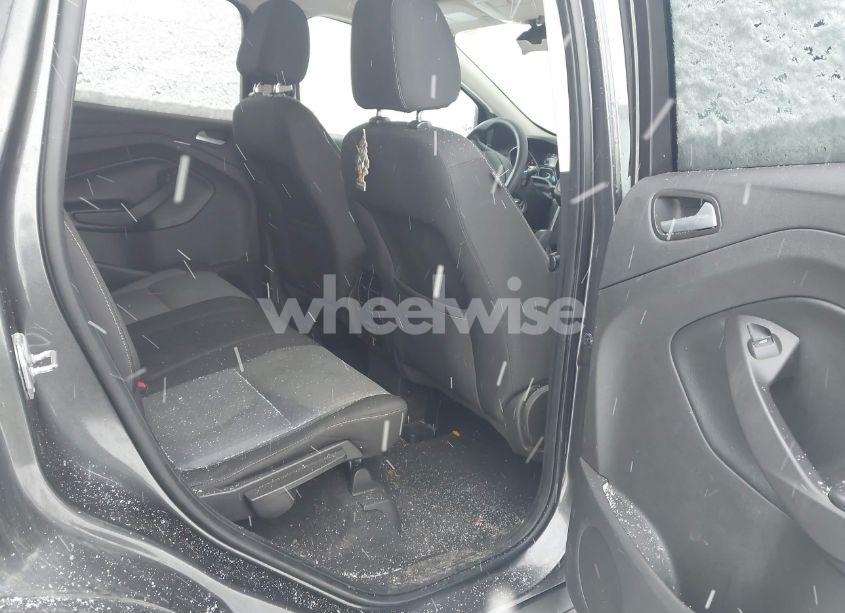 Photo 8 of 2017 Ford Escape SE (VIN 1FMCU9G96HUB85164)