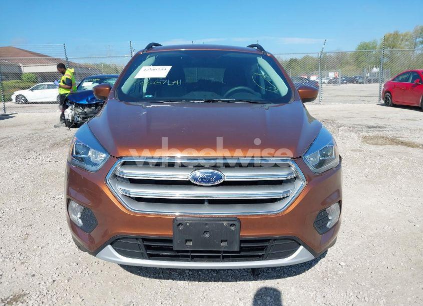 Photo 12 of 2017 Ford Escape SE (VIN 1FMCU9G96HUB89473)