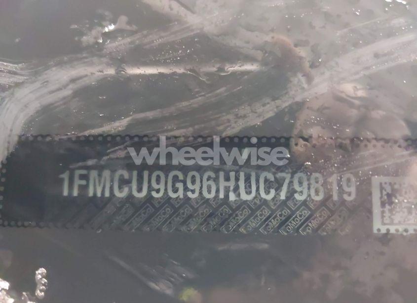 Photo 9 of 2017 Ford Escape SE (VIN 1FMCU9G96HUC79819)