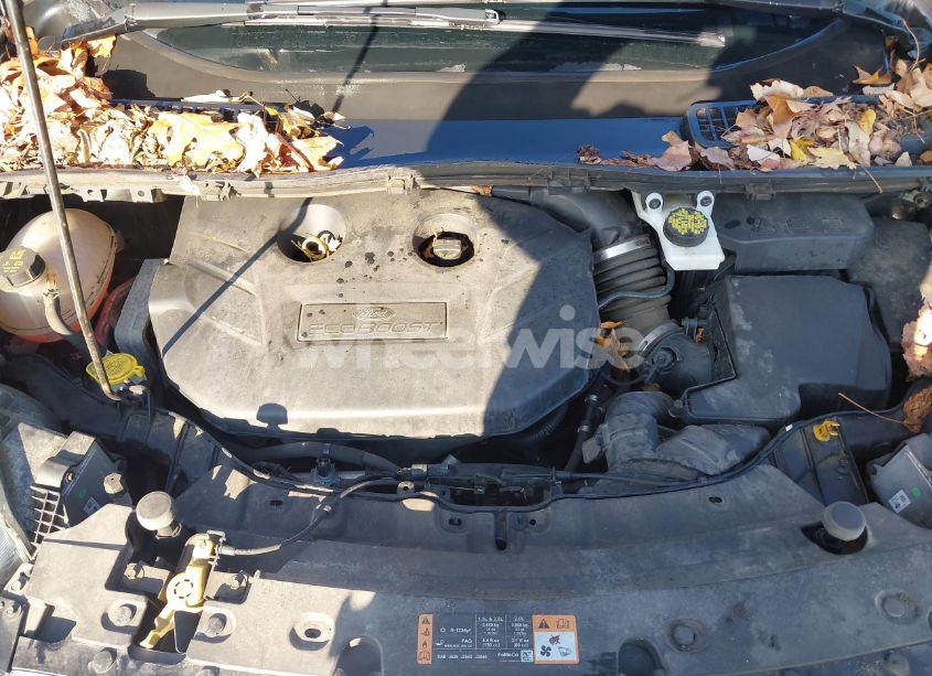 Photo 10 of 2017 Ford Escape SE (VIN 1FMCU9G96HUD67916)