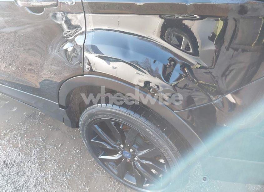 Photo 17 of 2017 Ford Escape SE (VIN 1FMCU9G96HUD67916)