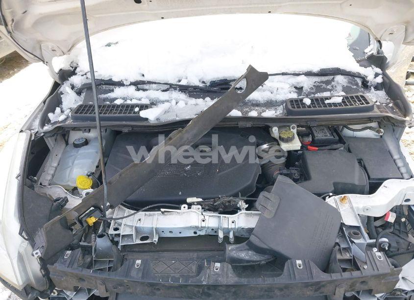 Photo 10 of 2013 Ford Escape SE (VIN 1FMCU9G97DUD22591)