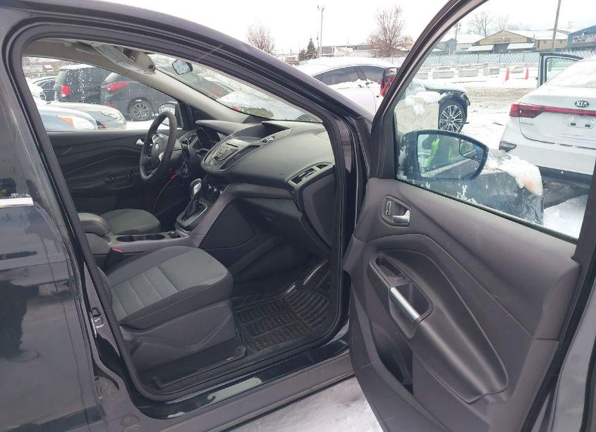 Photo 5 of 2014 Ford Escape SE (VIN 1FMCU9G97EUA15083)