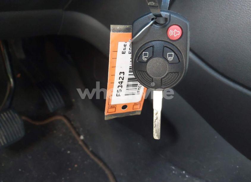 Photo 11 of 2014 Ford Escape SE (VIN 1FMCU9G97EUD70738)