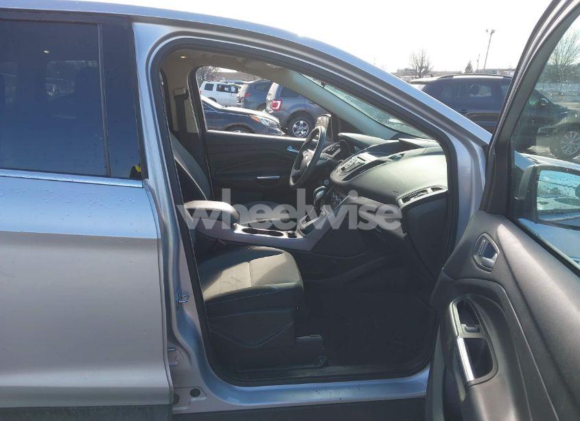 Photo 5 of 2014 Ford Escape SE (VIN 1FMCU9G97EUD70738)