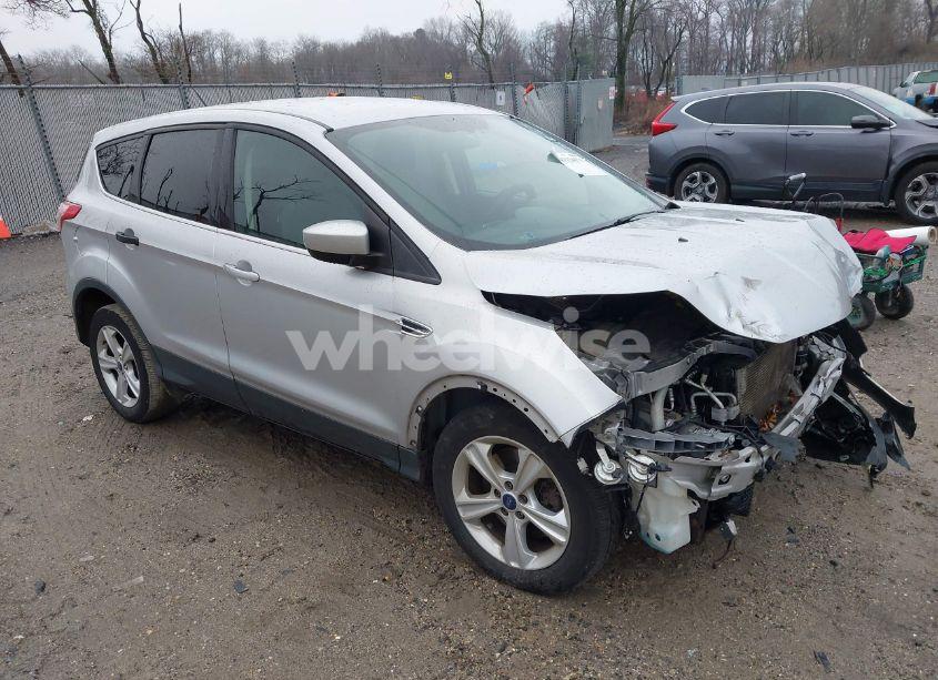 2015 Ford Escape SE (VIN 1FMCU9G97FUA10502) main photo