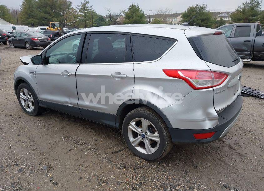 Photo 3 of 2015 Ford Escape SE (VIN 1FMCU9G97FUA10502)