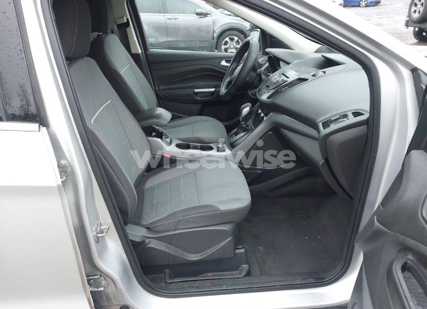Photo 5 of 2015 Ford Escape SE (VIN 1FMCU9G97FUA10502)