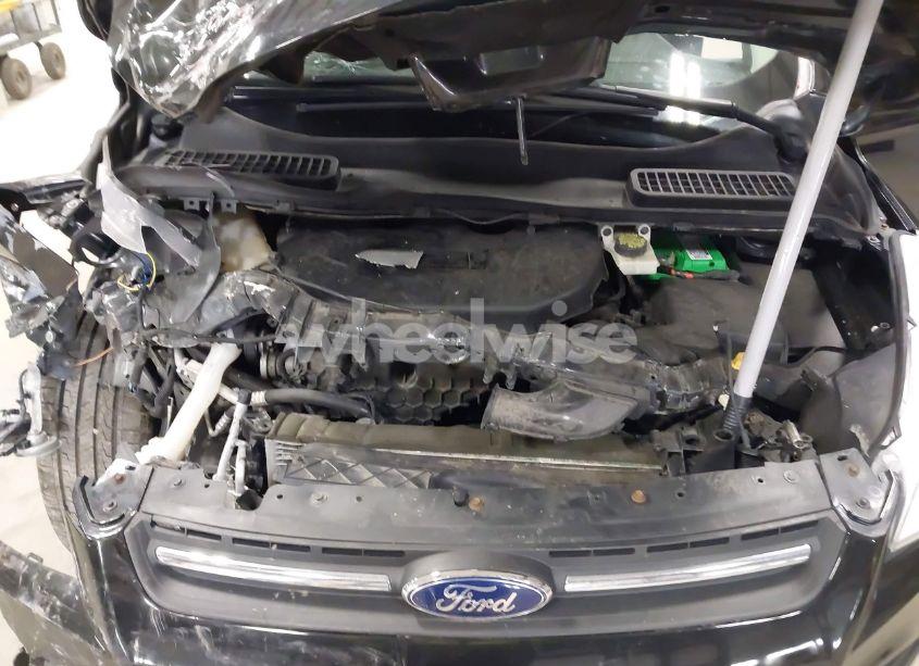 Photo 10 of 2015 Ford Escape SE (VIN 1FMCU9G97FUA21287)