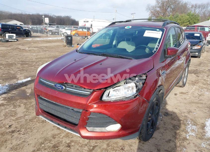 Photo 2 of 2015 Ford Escape SE (VIN 1FMCU9G97FUA94434)