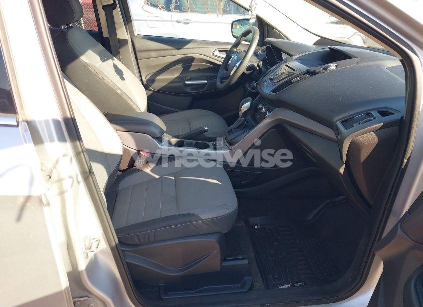 Photo 5 of 2015 Ford Escape SE (VIN 1FMCU9G97FUB22393)