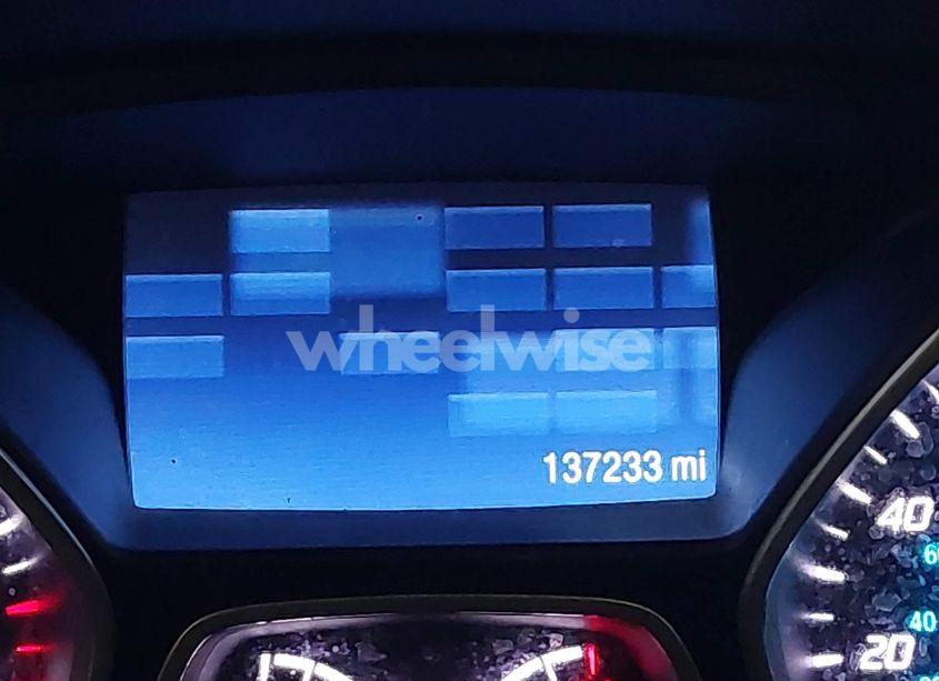 Photo 15 of 2015 Ford Escape SE (VIN 1FMCU9G97FUB37587)