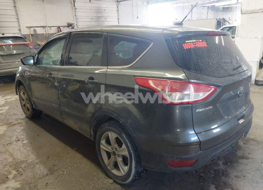 Photo 3 of 2015 Ford Escape SE (VIN 1FMCU9G97FUB37587)