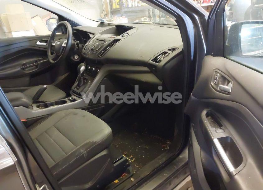 Photo 5 of 2015 Ford Escape SE (VIN 1FMCU9G97FUB37587)