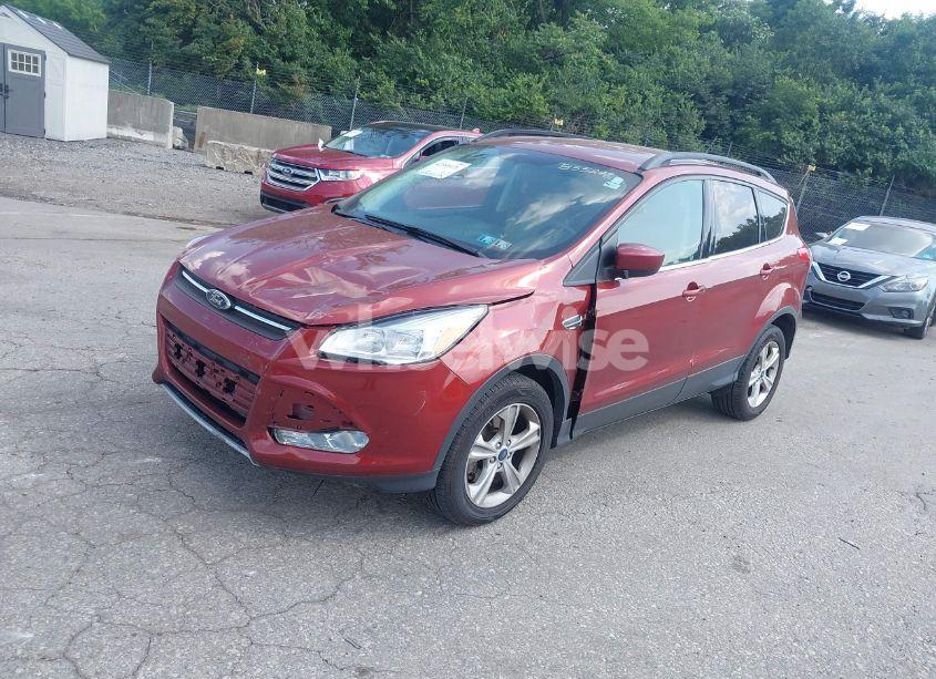 Photo 2 of 2015 Ford Escape SE (VIN 1FMCU9G97FUB55278)