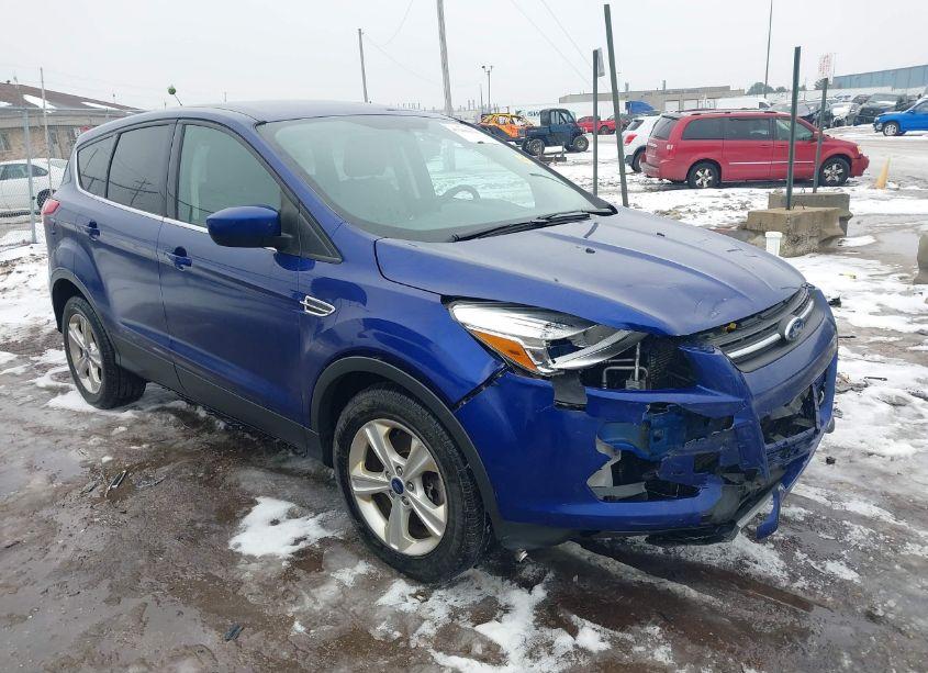 2015 Ford Escape SE (VIN 1FMCU9G97FUB90225) main photo