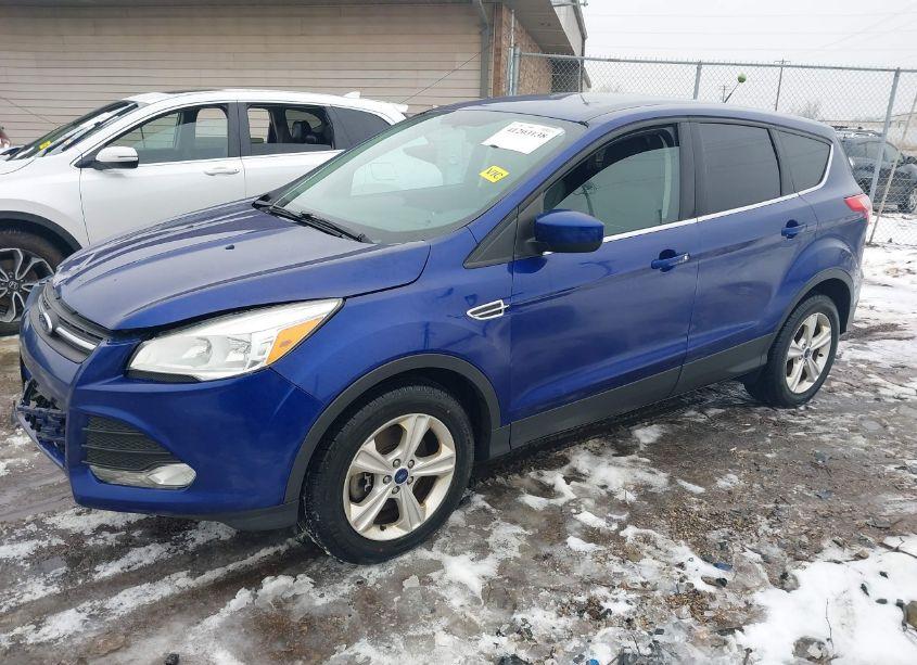 Photo 2 of 2015 Ford Escape SE (VIN 1FMCU9G97FUB90225)