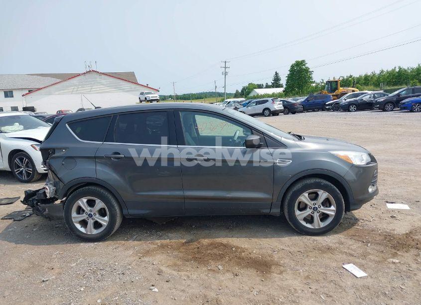 Photo 13 of 2016 Ford Escape SE (VIN 1FMCU9G97GUB85964)