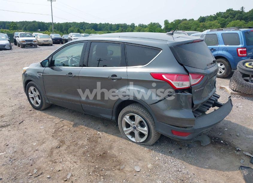Photo 3 of 2016 Ford Escape SE (VIN 1FMCU9G97GUB85964)