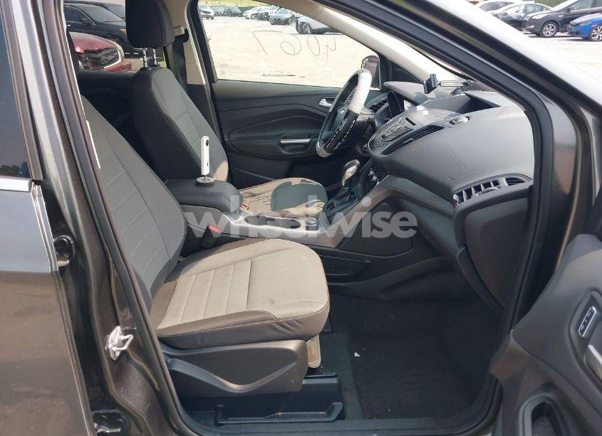 Photo 5 of 2016 Ford Escape SE (VIN 1FMCU9G97GUB85964)