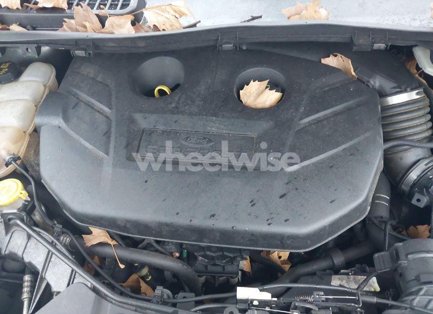 Photo 10 of 2016 Ford Escape SE (VIN 1FMCU9G97GUC12743)