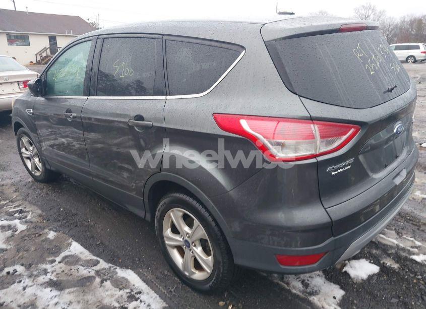 Photo 3 of 2016 Ford Escape SE (VIN 1FMCU9G97GUC12743)