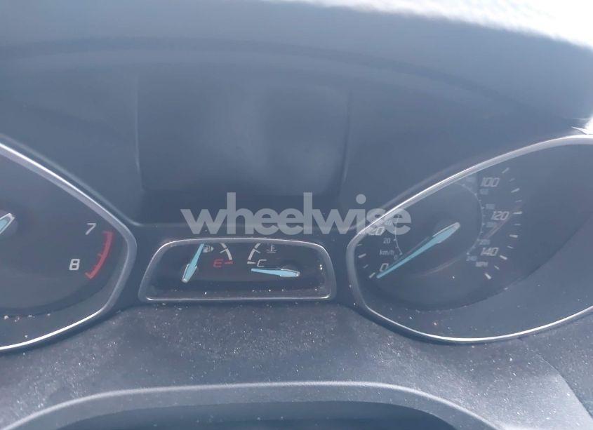 Photo 7 of 2016 Ford Escape SE (VIN 1FMCU9G97GUC12743)