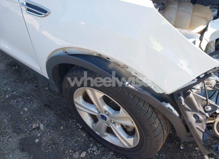 Photo 17 of 2016 Ford Escape SE (VIN 1FMCU9G97GUC50702)