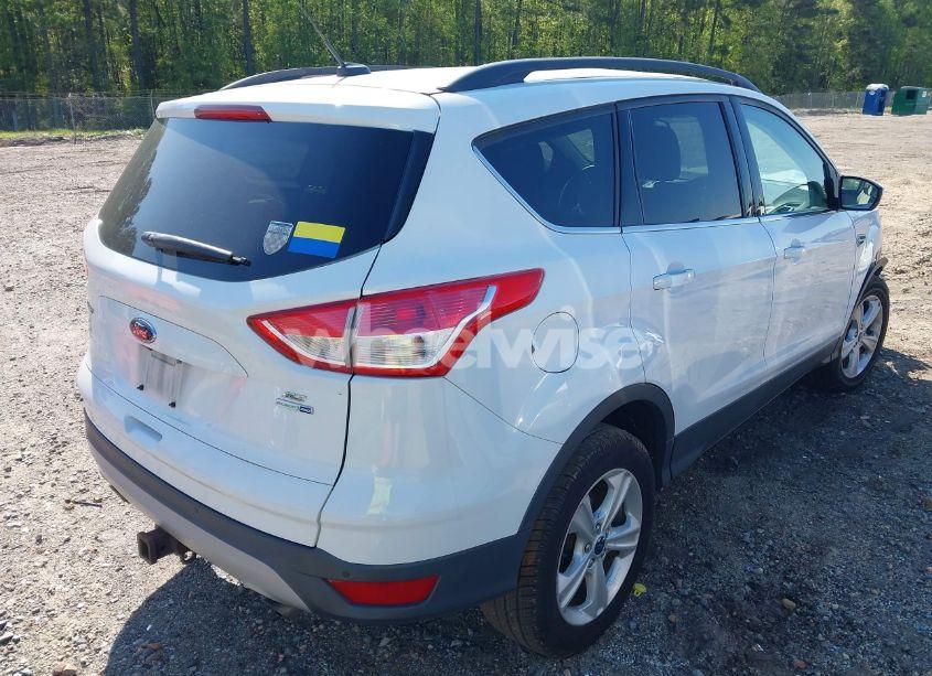 Photo 4 of 2016 Ford Escape SE (VIN 1FMCU9G97GUC50702)