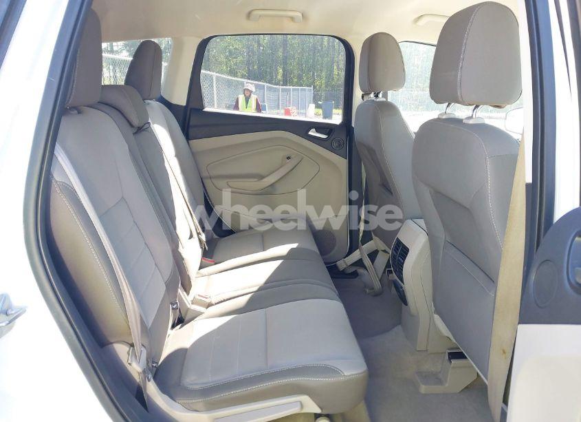 Photo 8 of 2016 Ford Escape SE (VIN 1FMCU9G97GUC50702)